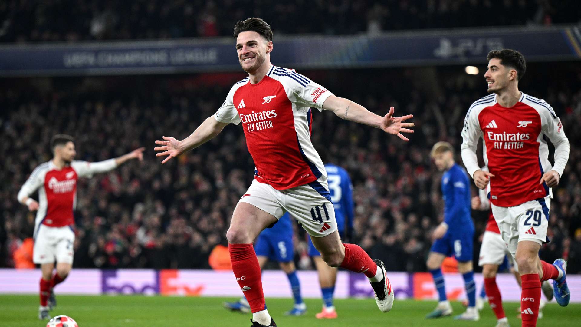 球员们会感 球员们会感